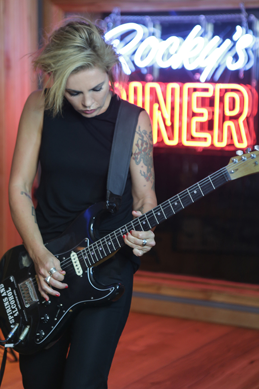 Sarah Mcleod: New Video for 'Wild Hearts' + Extended National Tour Dates - blog post image 